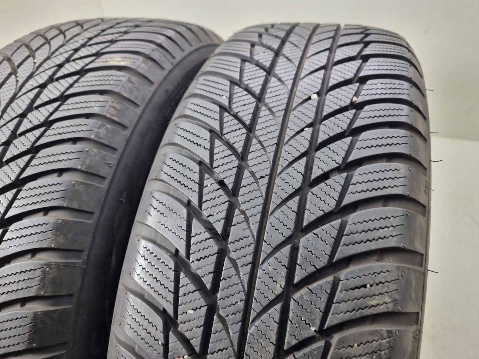 Bridgestone 205/65 R16 - Image 3
