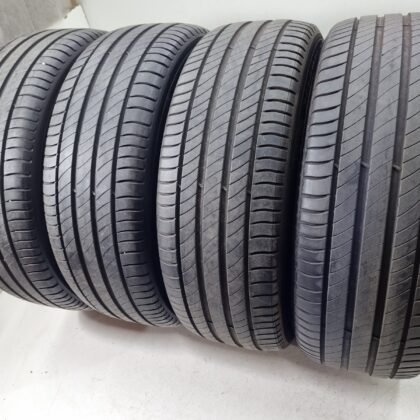 Michelin 235/55 R18