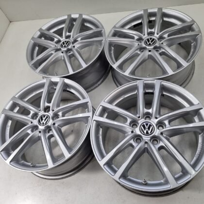 Volkswagen Golf, Touran
