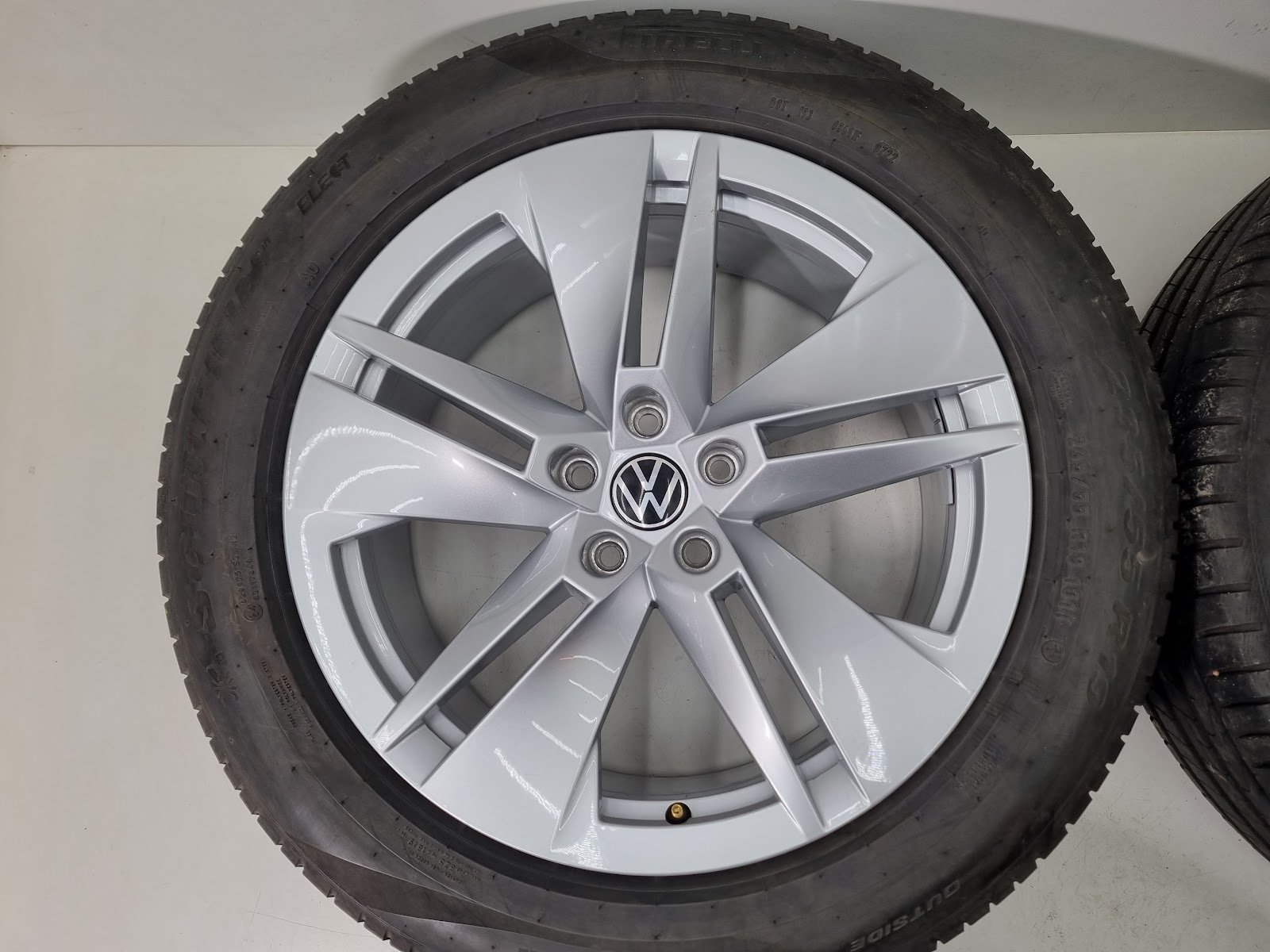 Volkswagen ID4, ID5 - Image 5