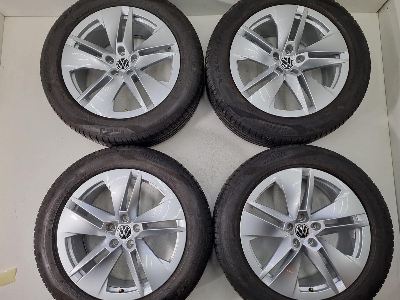 Volkswagen ID4, ID5 - Image 2