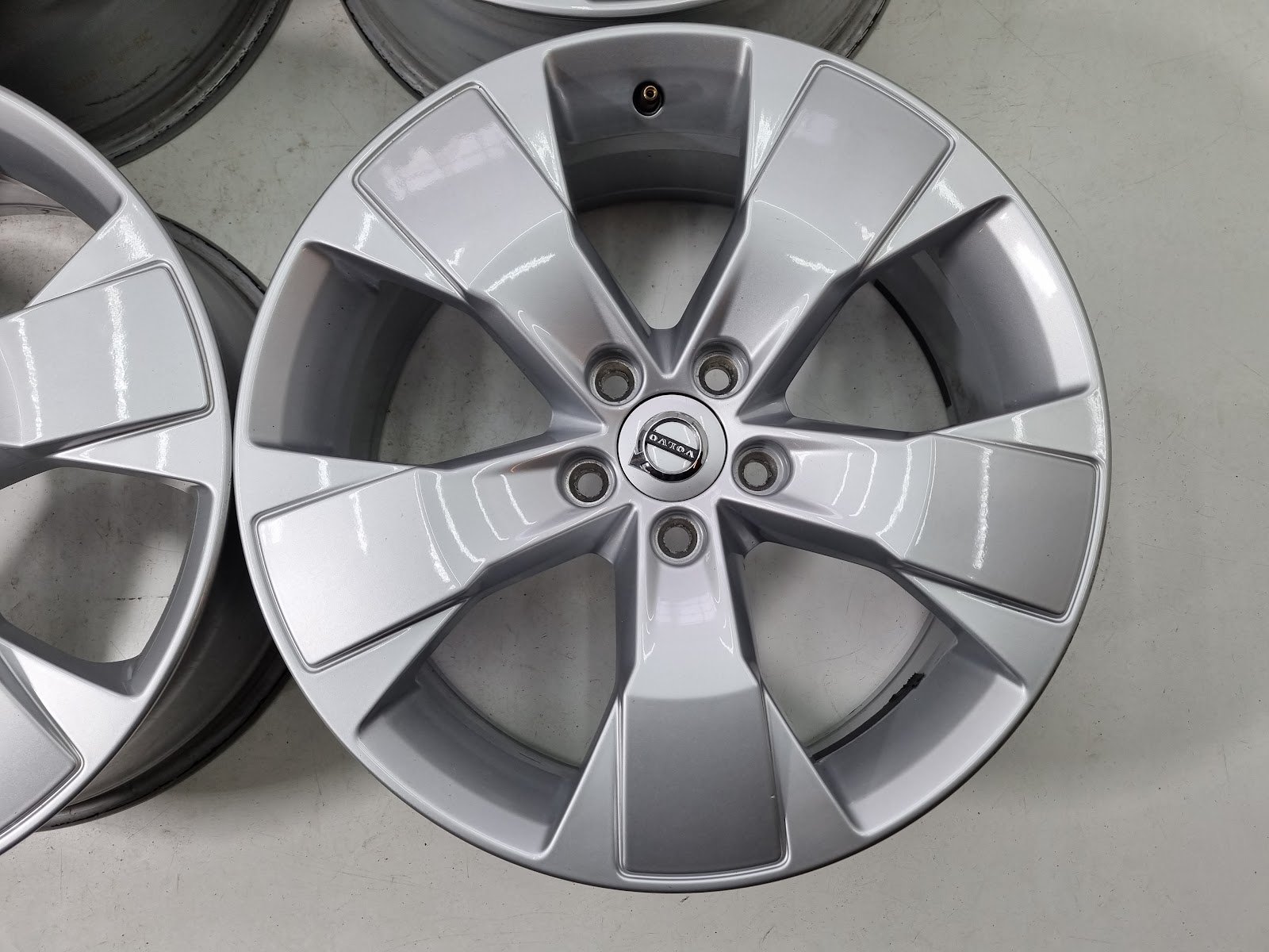 Volvo XC60 - Image 3