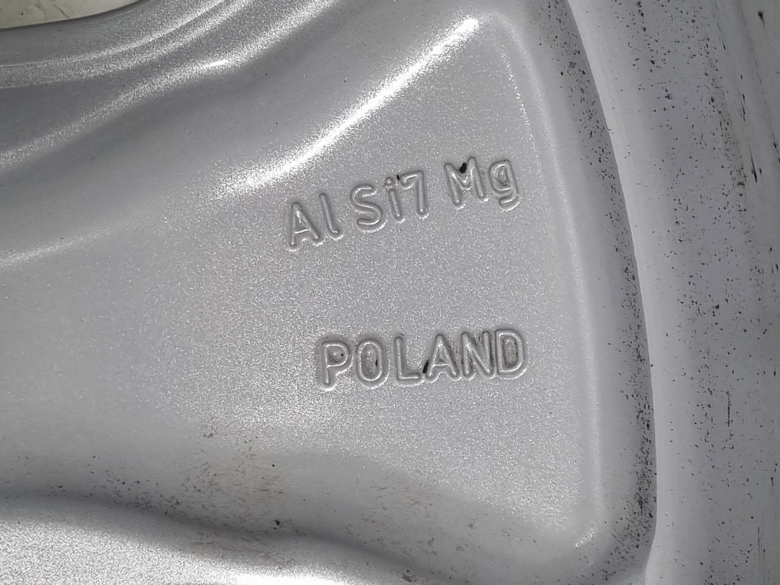 Volvo XC60 - Image 8