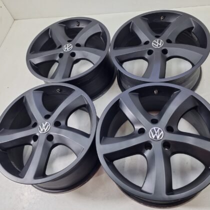 Volkswagen T5, T6 R18